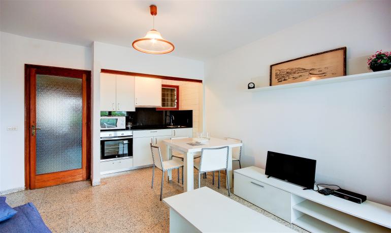 One-Bedroom Apartment in Second Sea Line!