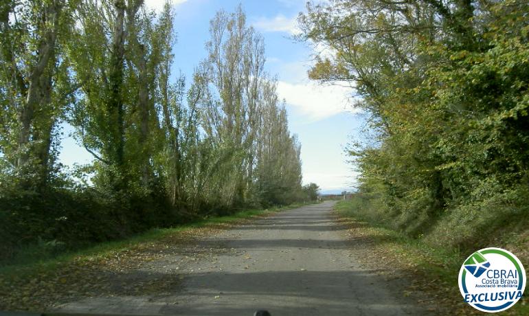 Venda de  Terreny a Sant Pere Pescador, Costa Brava