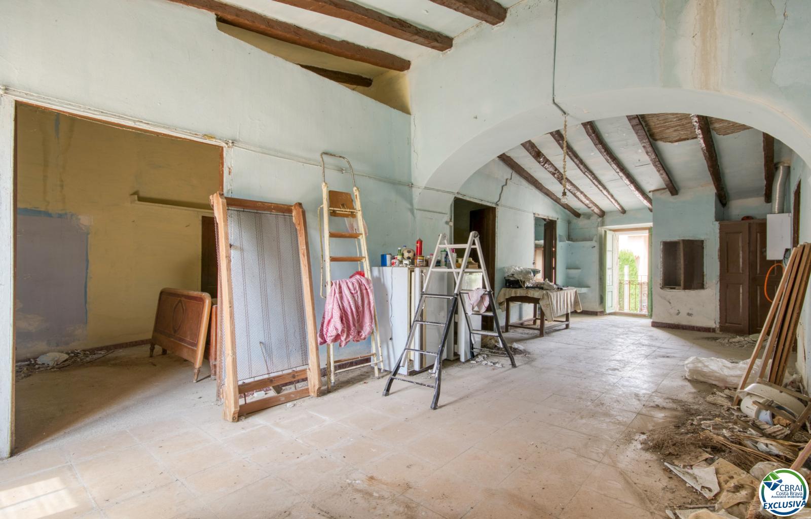 Authenticity and Potential: Village House with "Voltes Catalanes" in the Heart of Palau-saverdera - Centre - Ref. CBR6447 - photo 19