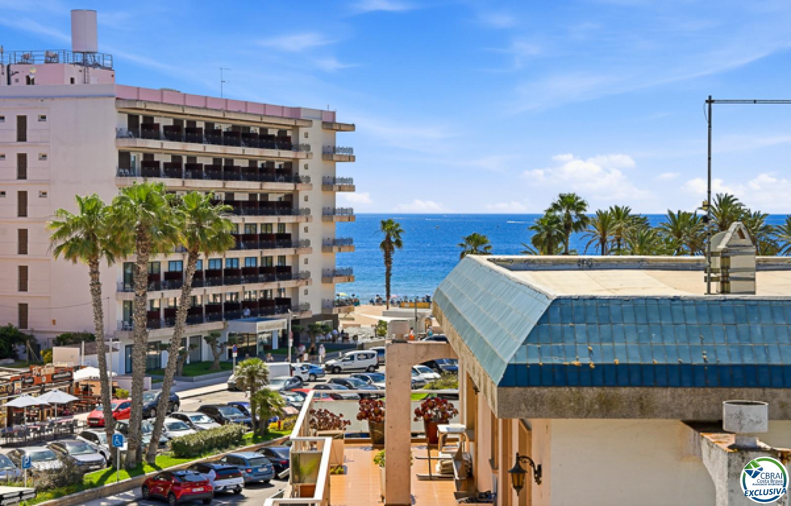 150 metres from the beach with sea views, TOURISTIC LICENCE - Santa Margarida - Ref. CBR6546 - photo 2