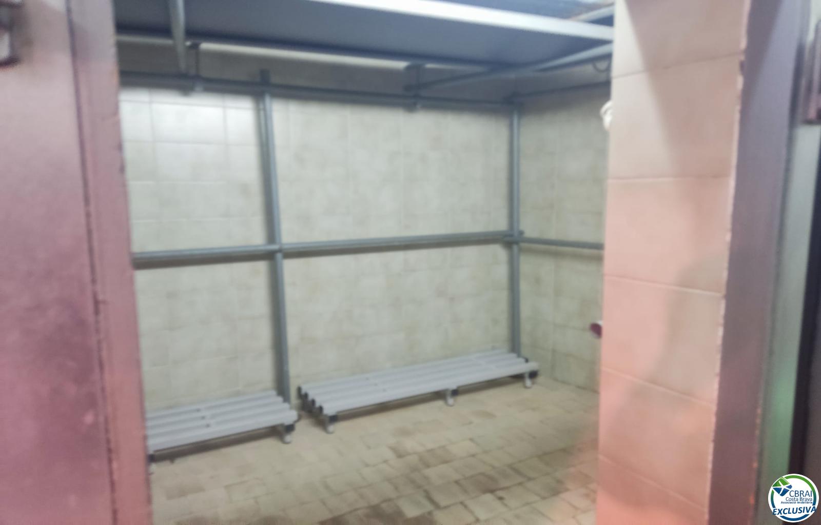 For sale commercial premises, former butcher shop. - Puigmal - Ref. CBR6667 - photo 14