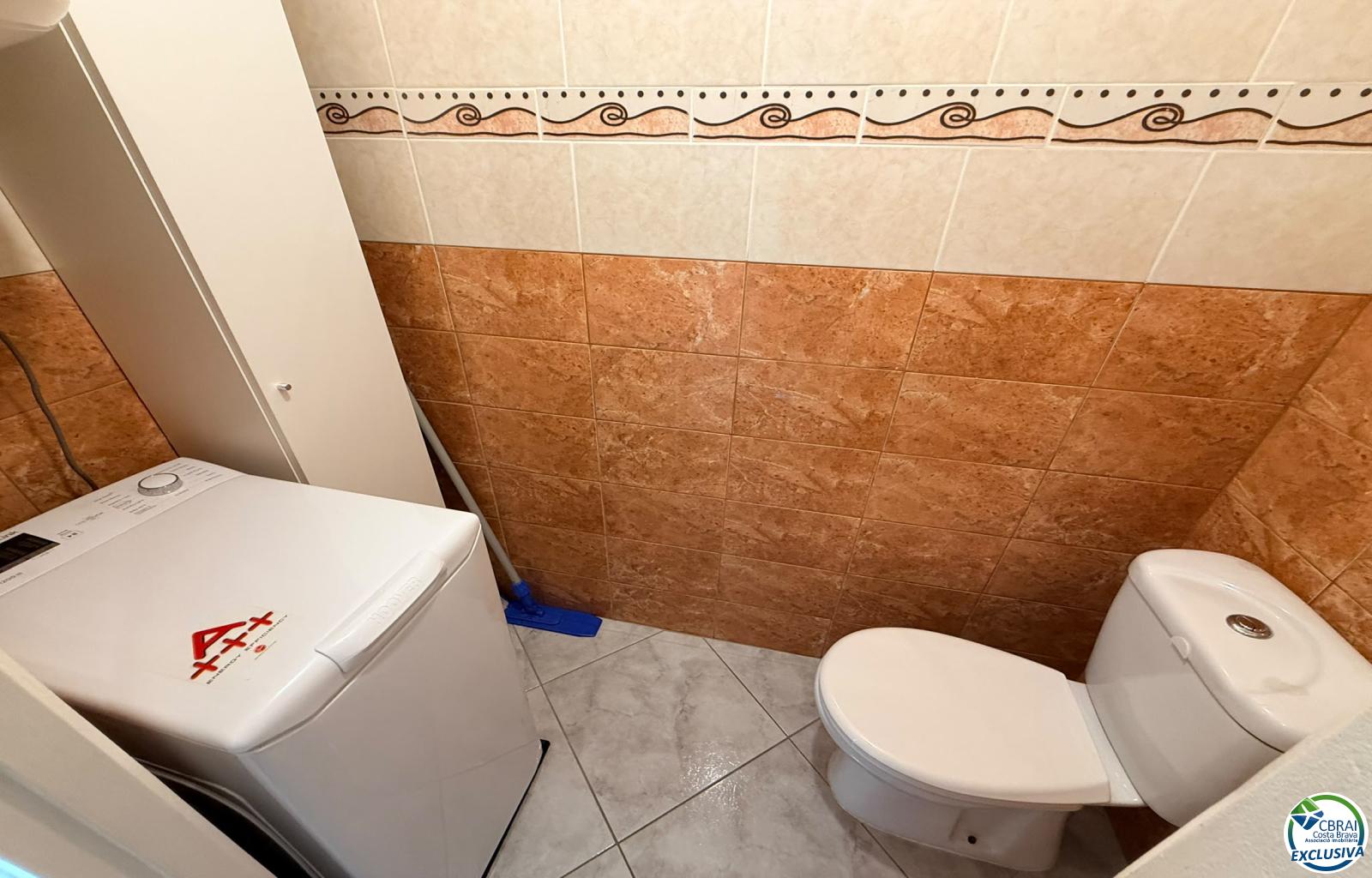 Seafront location, sea views, parking, swimming pools and gardens by the beach. - Santa Margarida - Ref. CBR6664 - photo 27
