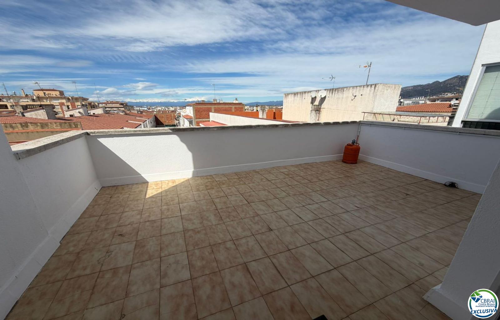Penthouse in the heart of Roses, - Centre - Ref. CBR6397 - photo 8