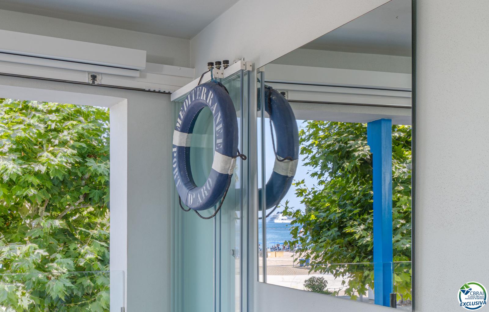 Magnificent Seafront Apartment - Centre - Ref. CBR5993 - photo 20