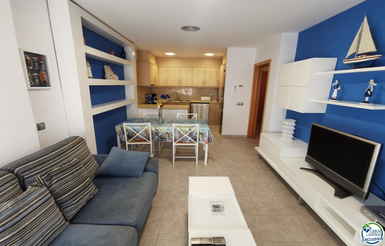 Acogedor apartamento en venta a 100 metros de la playa - Puerto de Llançà