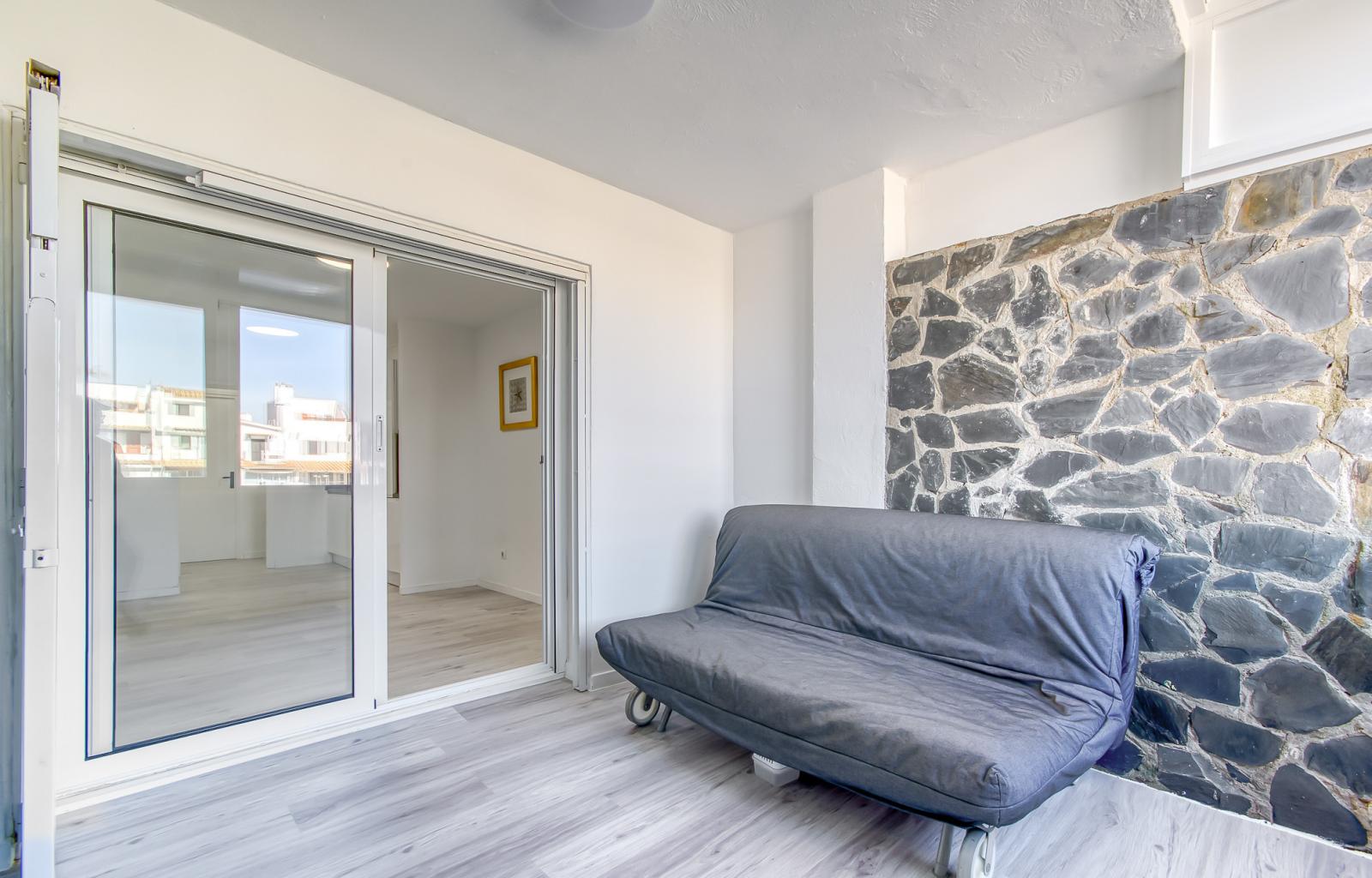 GROUND FLOOR APARTMENT IN EMPURIABRAVA WITH CANAL VIEWS - Poblat típic - Ref. CBR6431 - photo 9