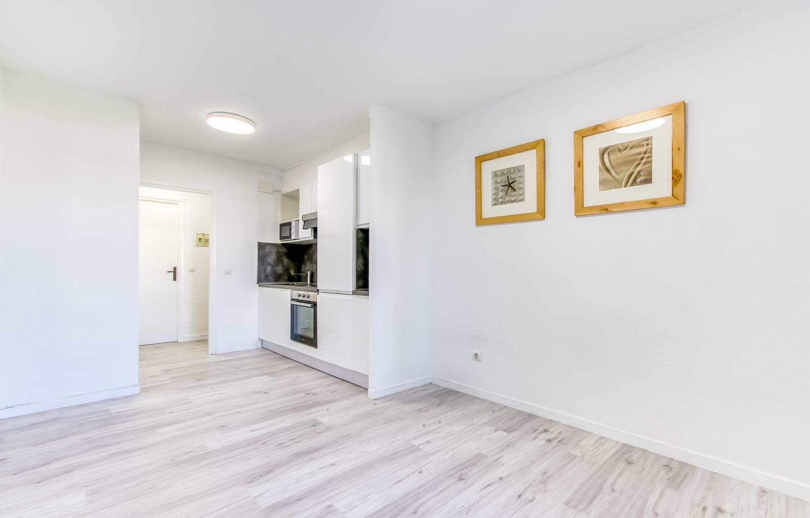 GROUND FLOOR APARTMENT IN EMPURIABRAVA WITH CANAL VIEWS - Poblat típic - Ref. CBR6431 - photo 4