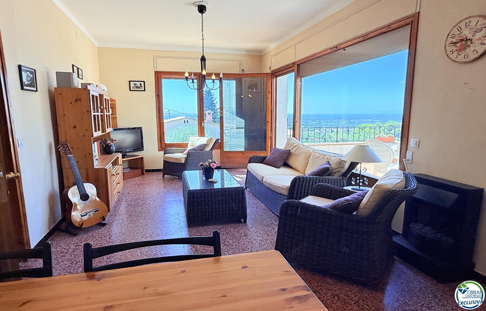 Pequeña casa con vistas al mar y terraza en Mas Fumats, Roses