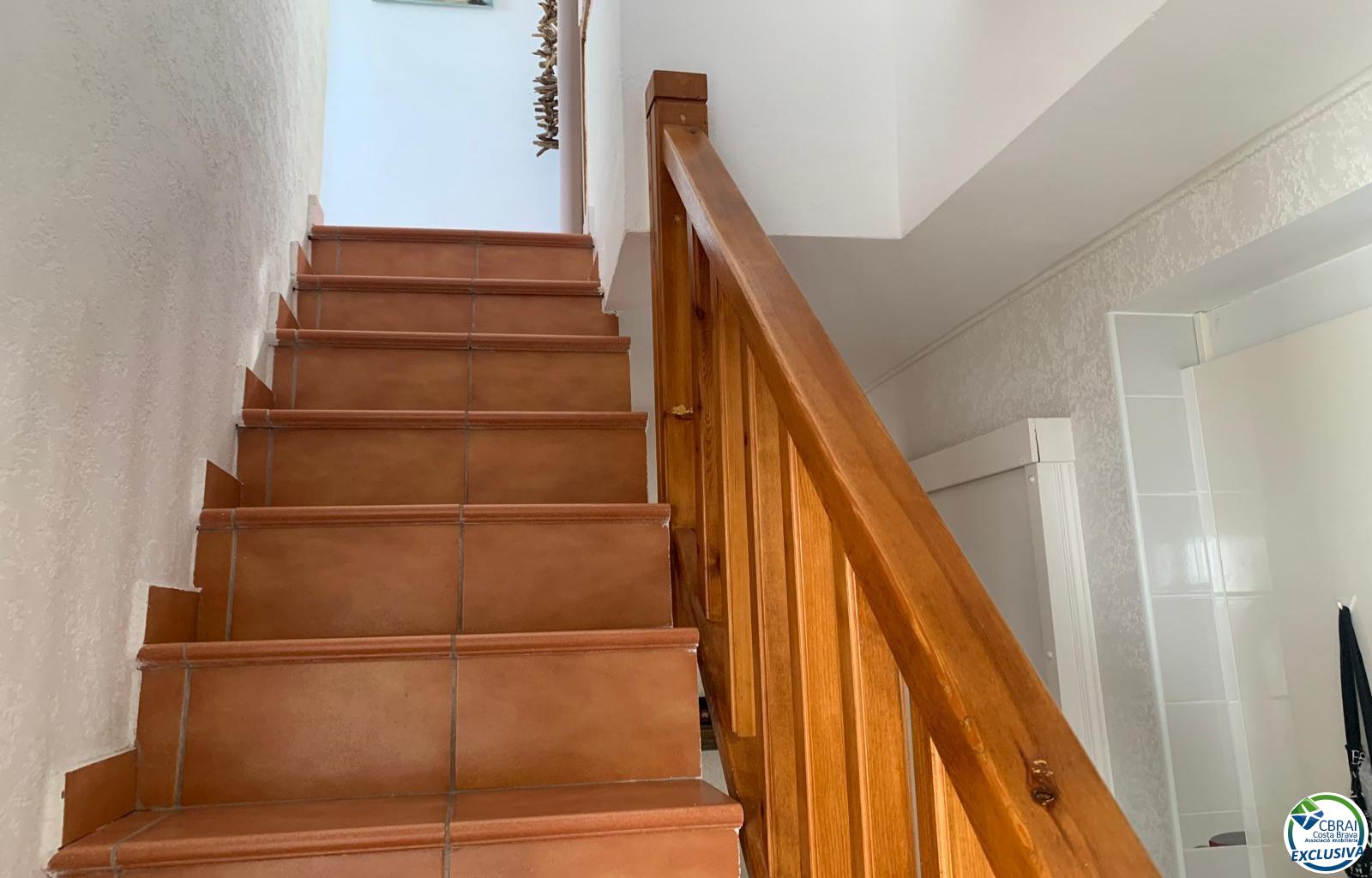 Beautiful 3 bedroom house with garden in Santa Margarita-Roses - Santa Margarida - Ref. CBR6417 - photo 28