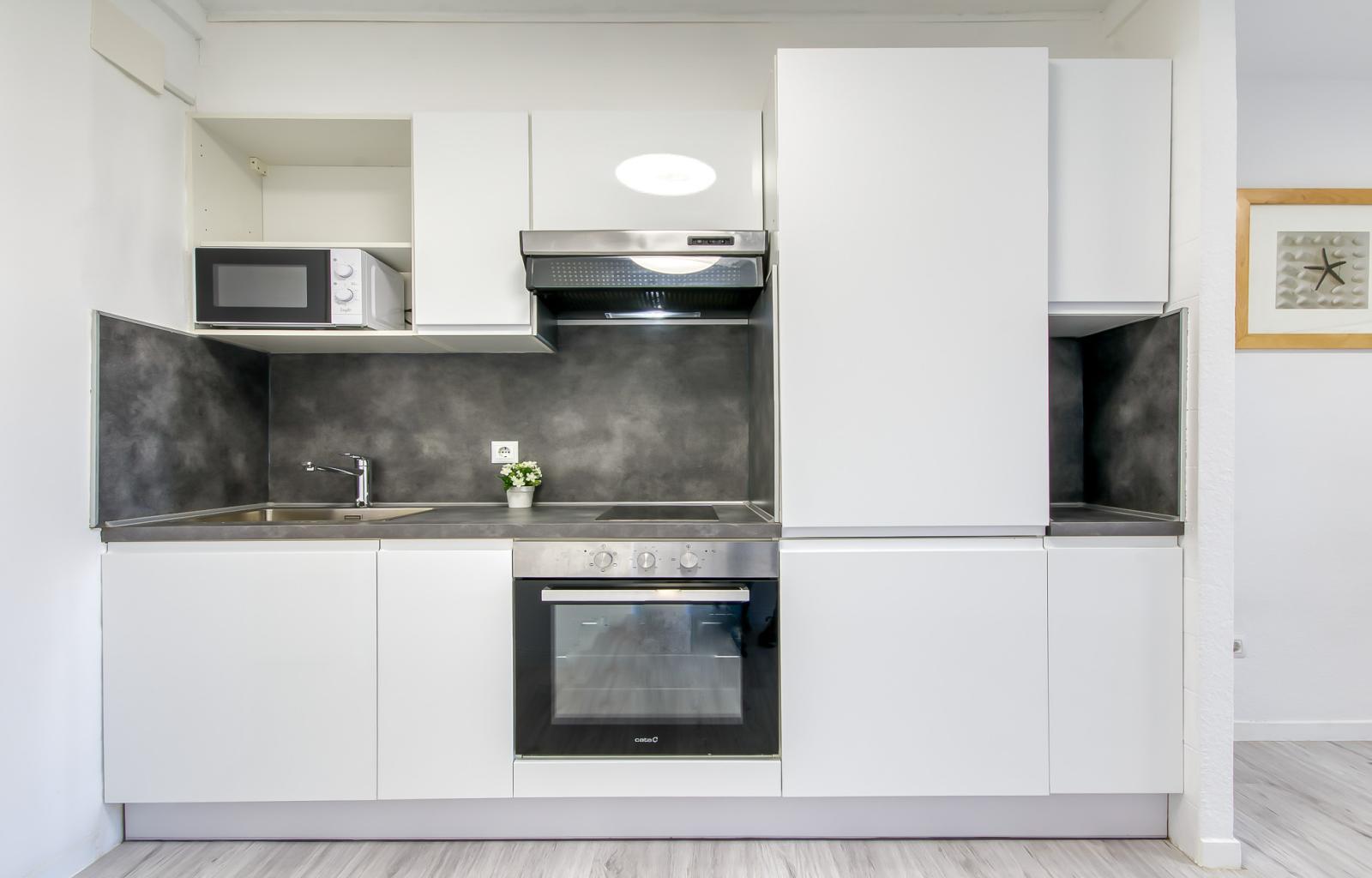 GROUND FLOOR APARTMENT IN EMPURIABRAVA WITH CANAL VIEWS - Poblat típic - Ref. CBR6431 - photo 6