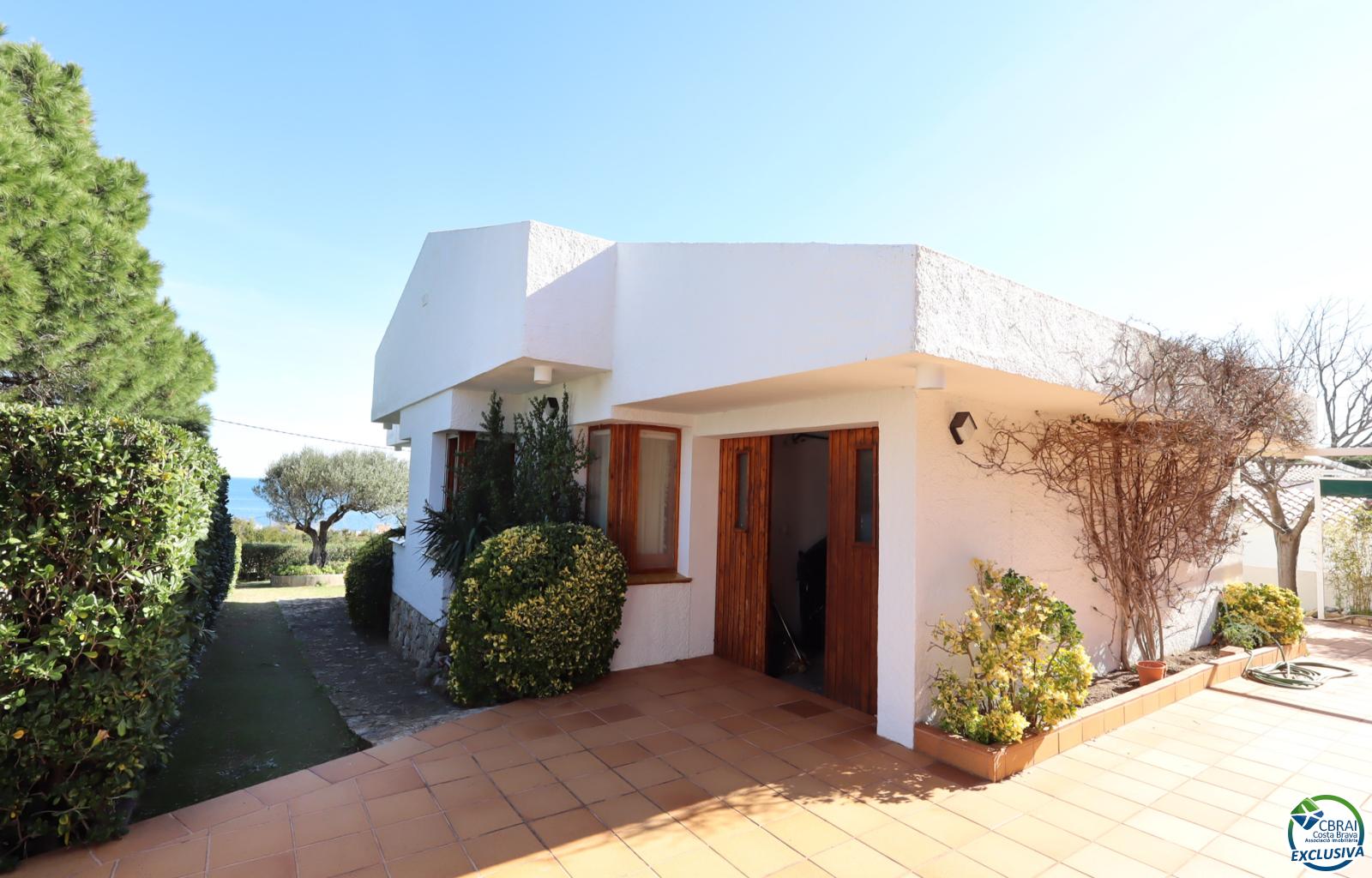 House with sea views in Cap de Vol - Exclusivity and charm in El Port de la Selva - Ref. CBR6365 - photo 10